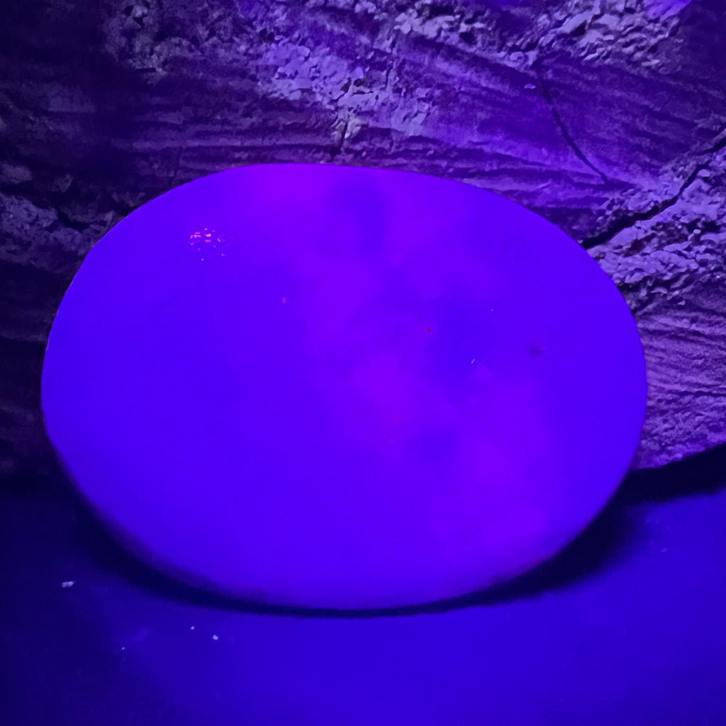 Hackmanit mov Uv reactive palmstone m13, pietre semipretioase - druzy.ro 3 