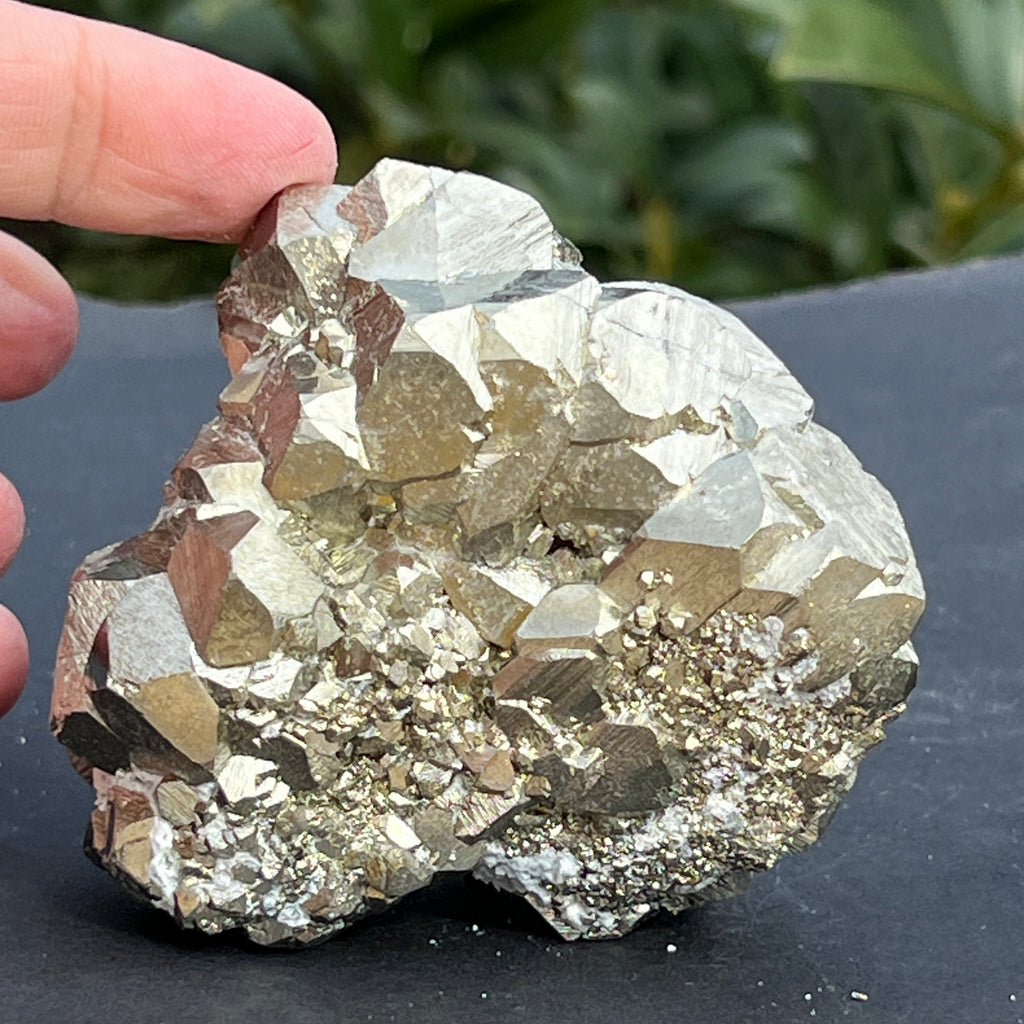 Specimen pirita Peru cluster model 9, pietre semipretioase - druzy.ro 4 