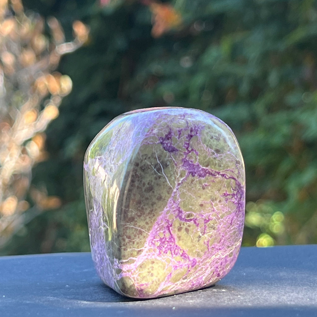 Stichtit in serpentin structura forma libera model 9, druzy.ro, cristale 2
