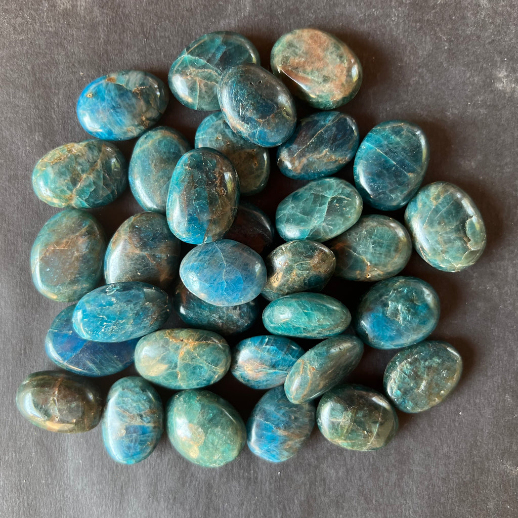 Piatra rulata mini apatit, druzy.ro, cristale 4