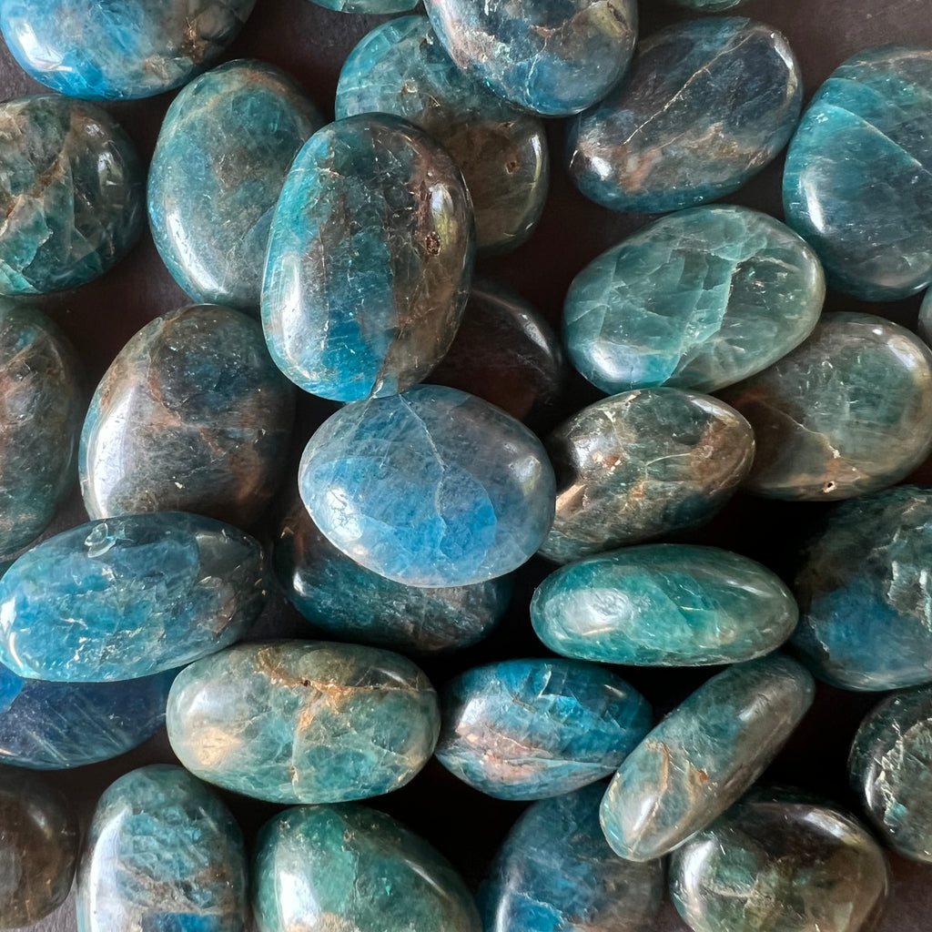 Piatra rulata mini apatit, druzy.ro, cristale 5