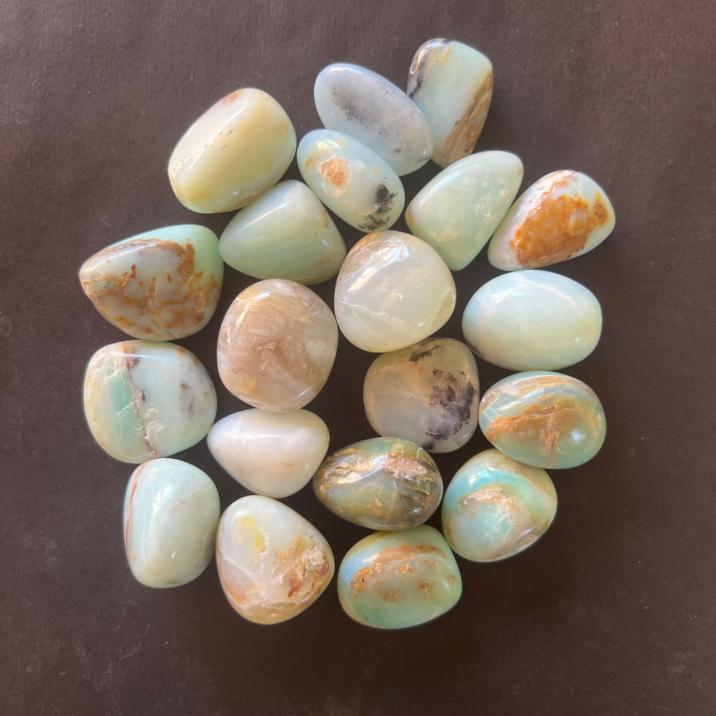 Opal albastru piatra rulata mini, druzy.ro, cristale 3