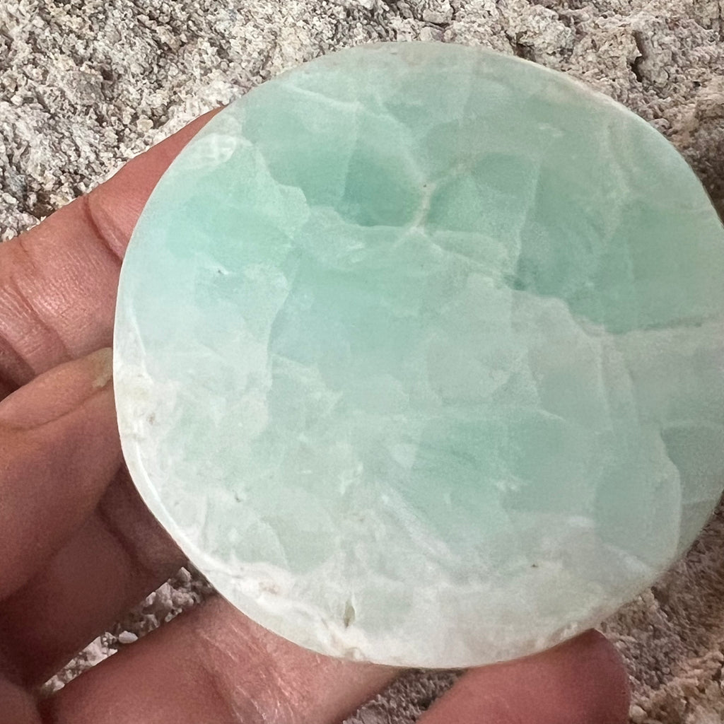 Disc calcit albastru, druzy.ro, cristale 2