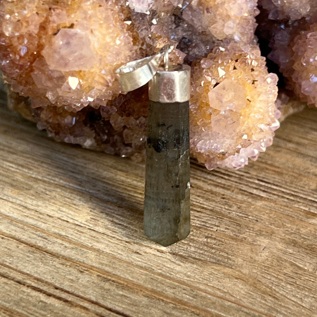 Pandantiv argint labradorit m11, druzy.ro, cristale 3