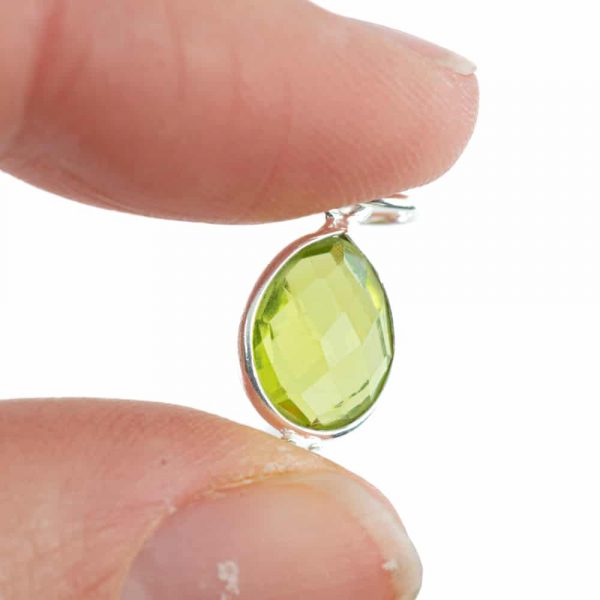 Pandantiv peridot 1.2 cm, argint, piatra lunii august, birthstone, druzy.ro, cristale 2