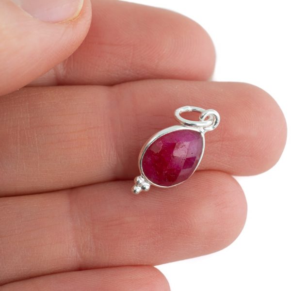 Pandantiv rubin 1.2 cm, piatra lunii iulie, birthstone -argint, pietre semipretioase - druzy.ro 3 