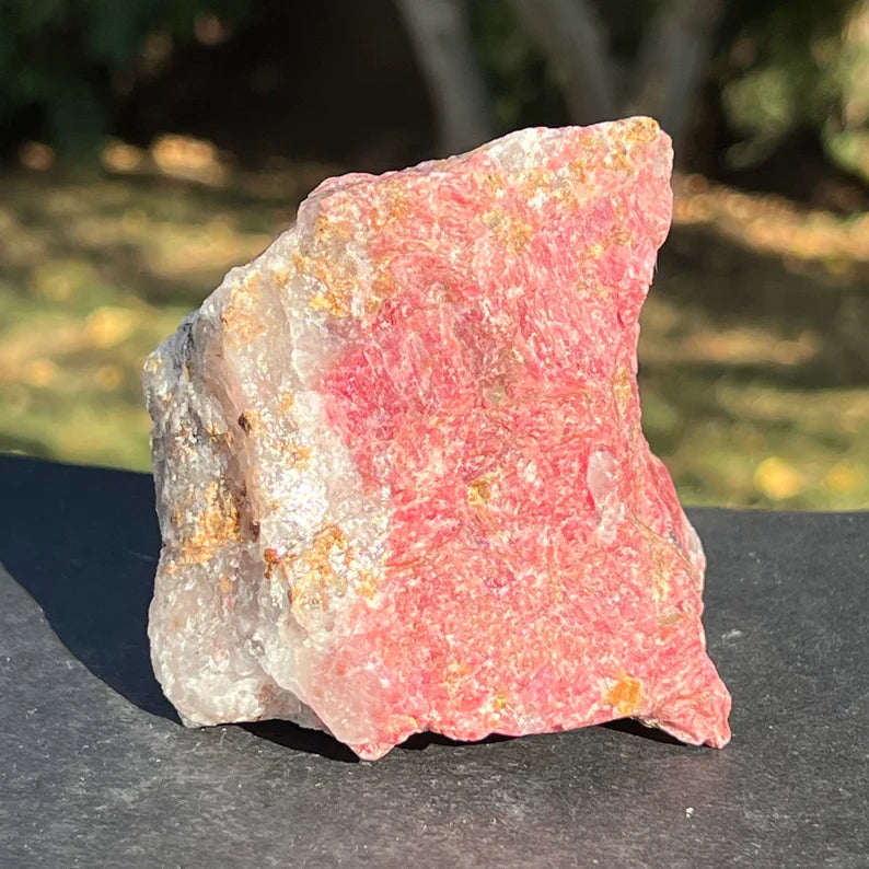 Rodonit piatra bruta m1, druzy.ro, cristale 1