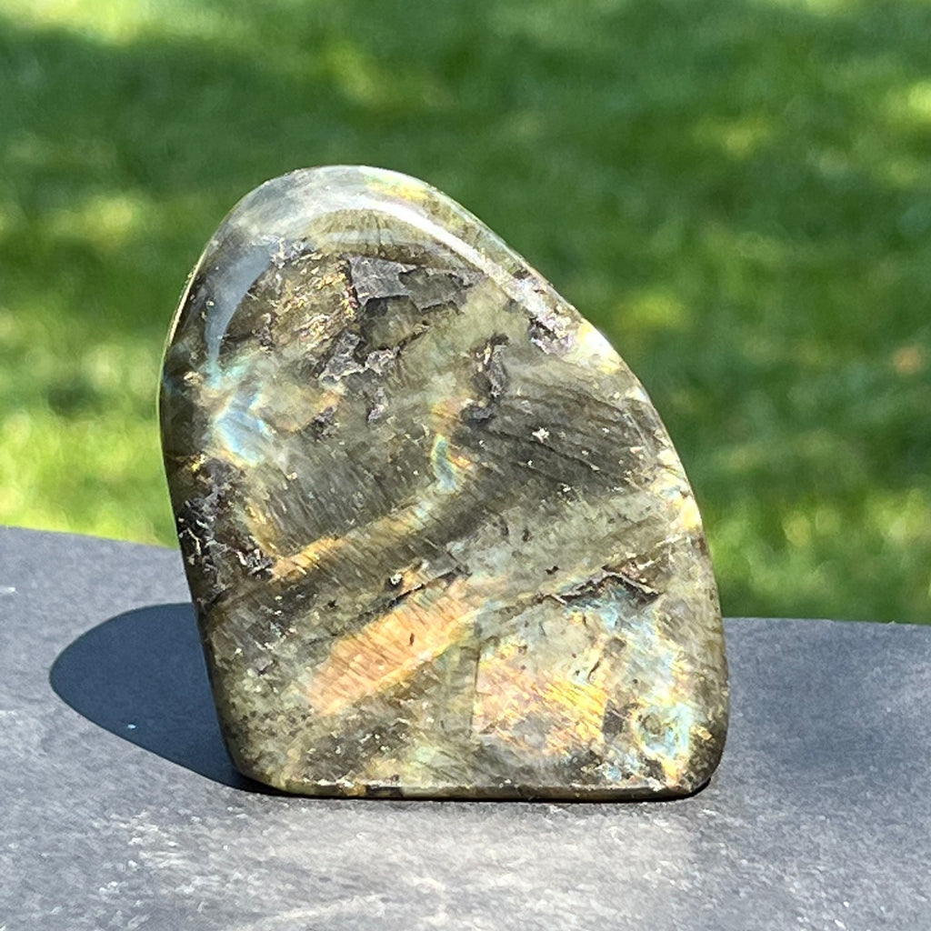 Labradorit structura forma libera m4, druzy.ro, cristale 4