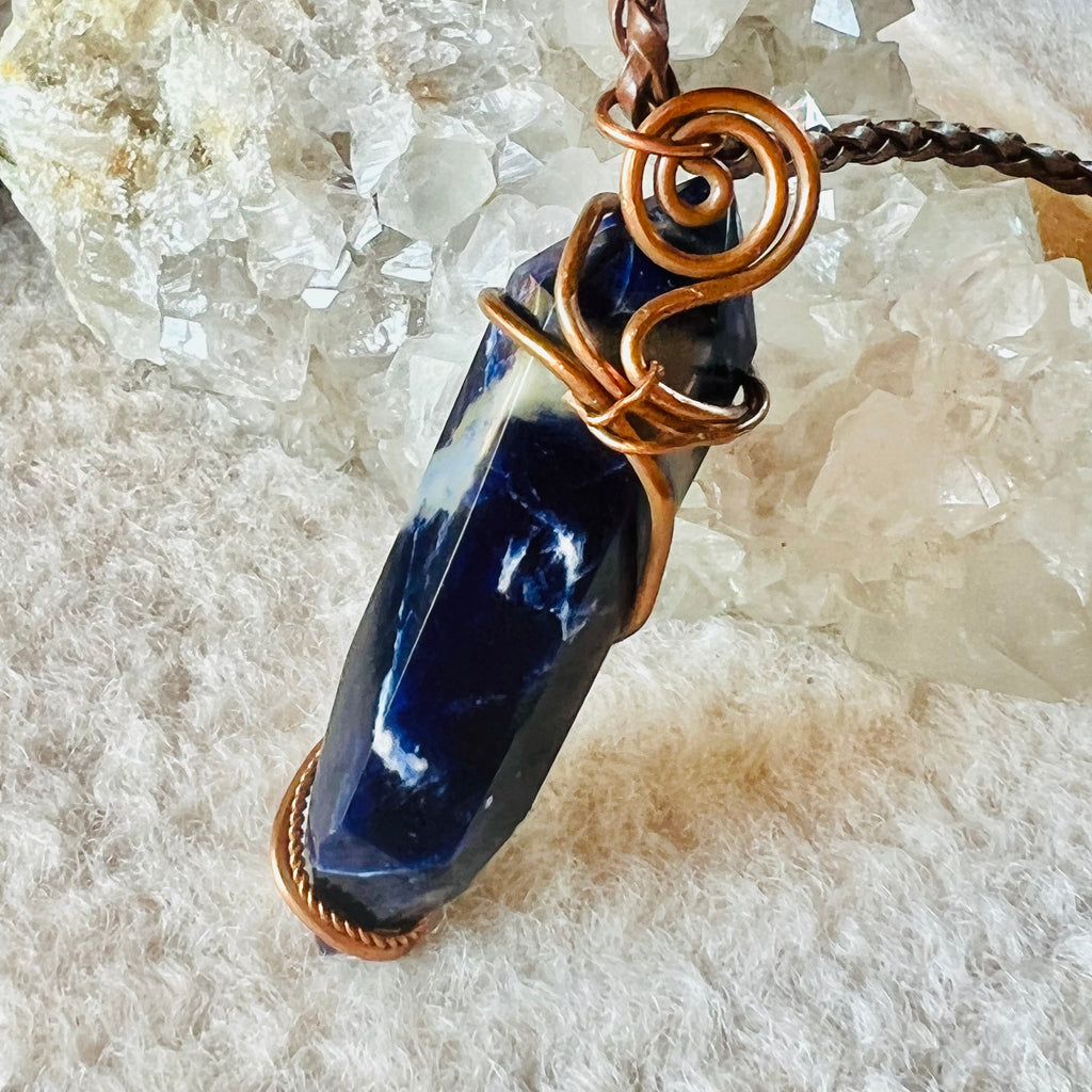 Colier pandantiv sodalit in cupru/artistic wire m1, druzy.ro, cristale 3