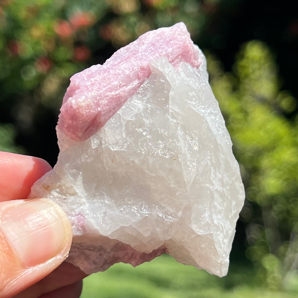 Turmalina roz bruta m12, druzy.ro, cristale 3