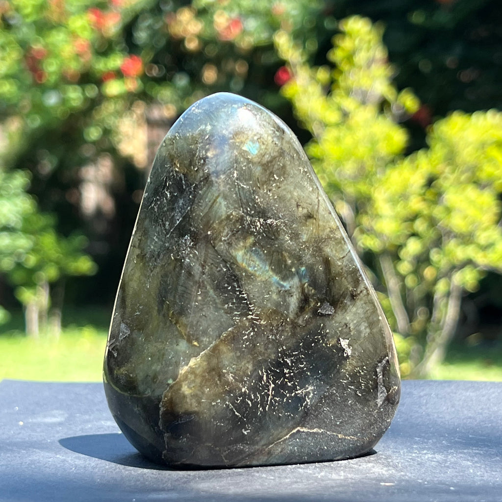 Labradorit structura forma libera m3, druzy.ro, cristale 4