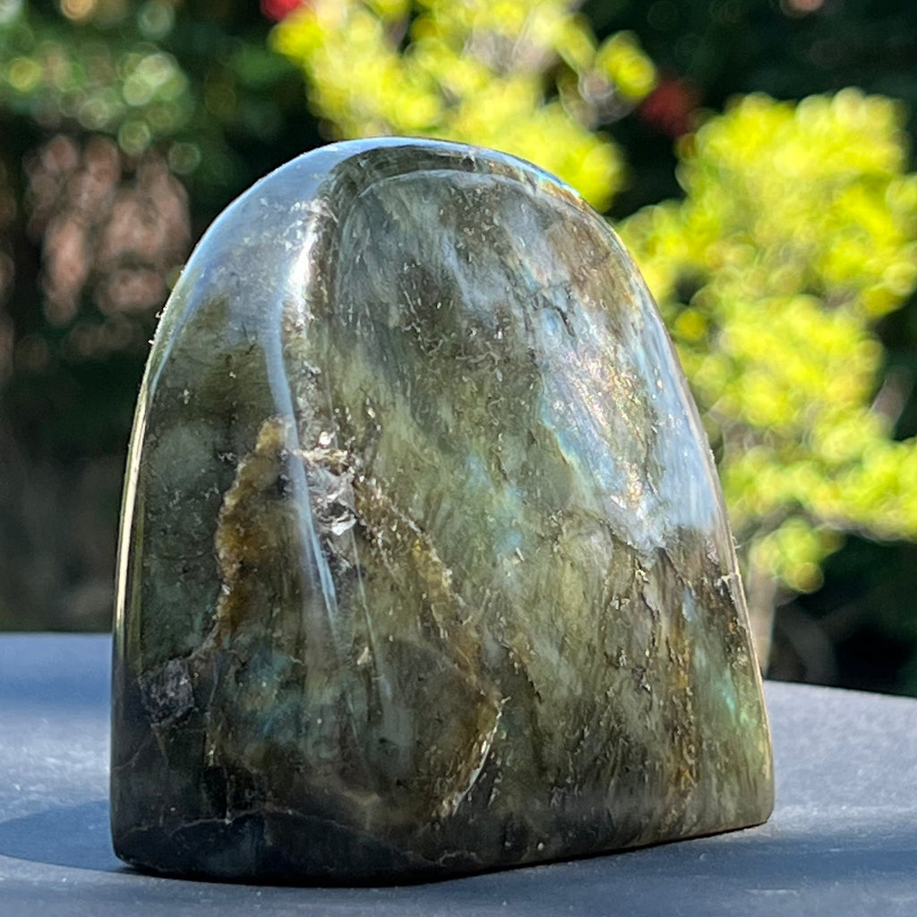 Labradorit structura forma libera m1, druzy.ro, cristale 3