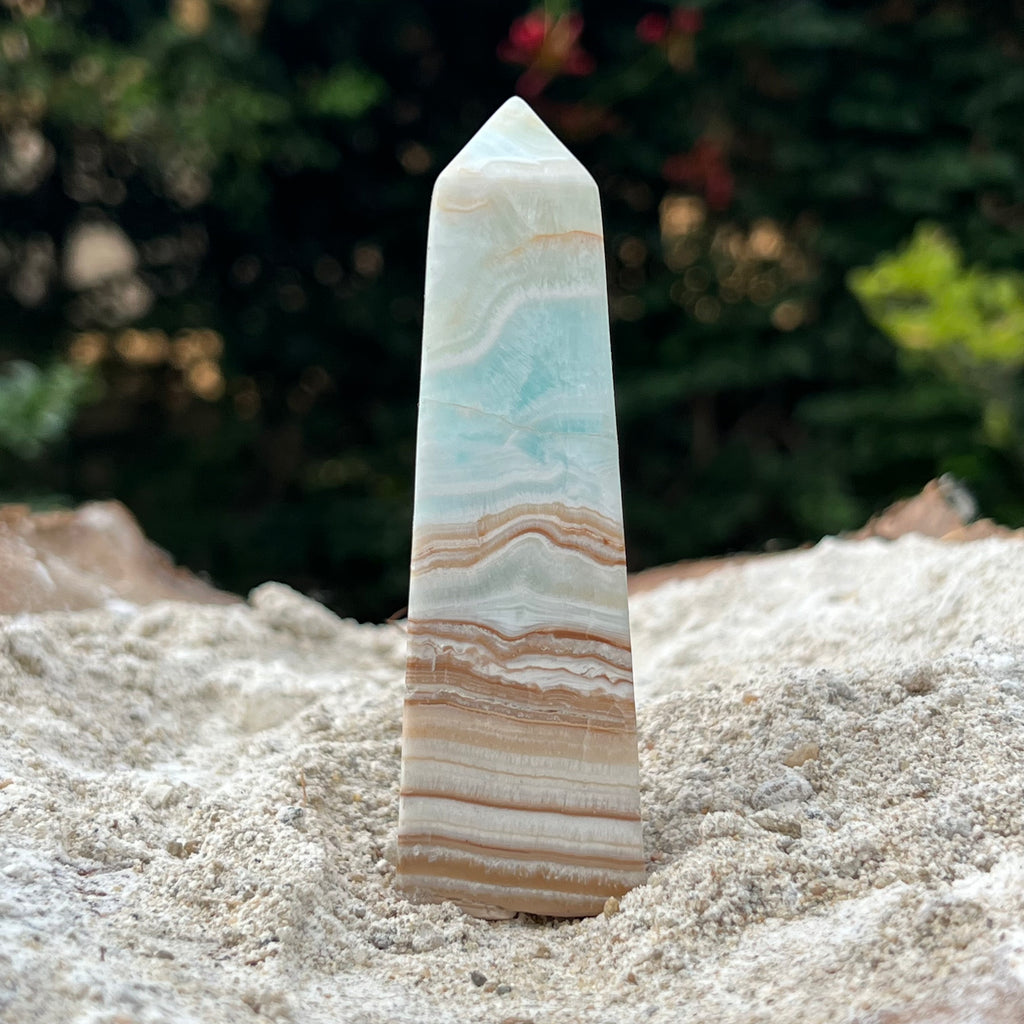 Turn/obelisc calcit albastru caraibe m2, druzy.ro, cristale 1