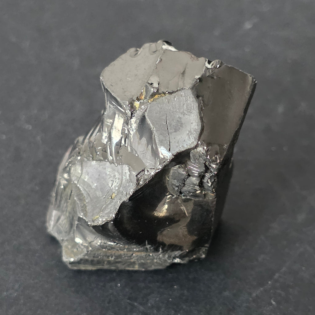 Shungit cristalizat Elite (Nobil) model 16, pietre semipretioase - druzy.ro 5 