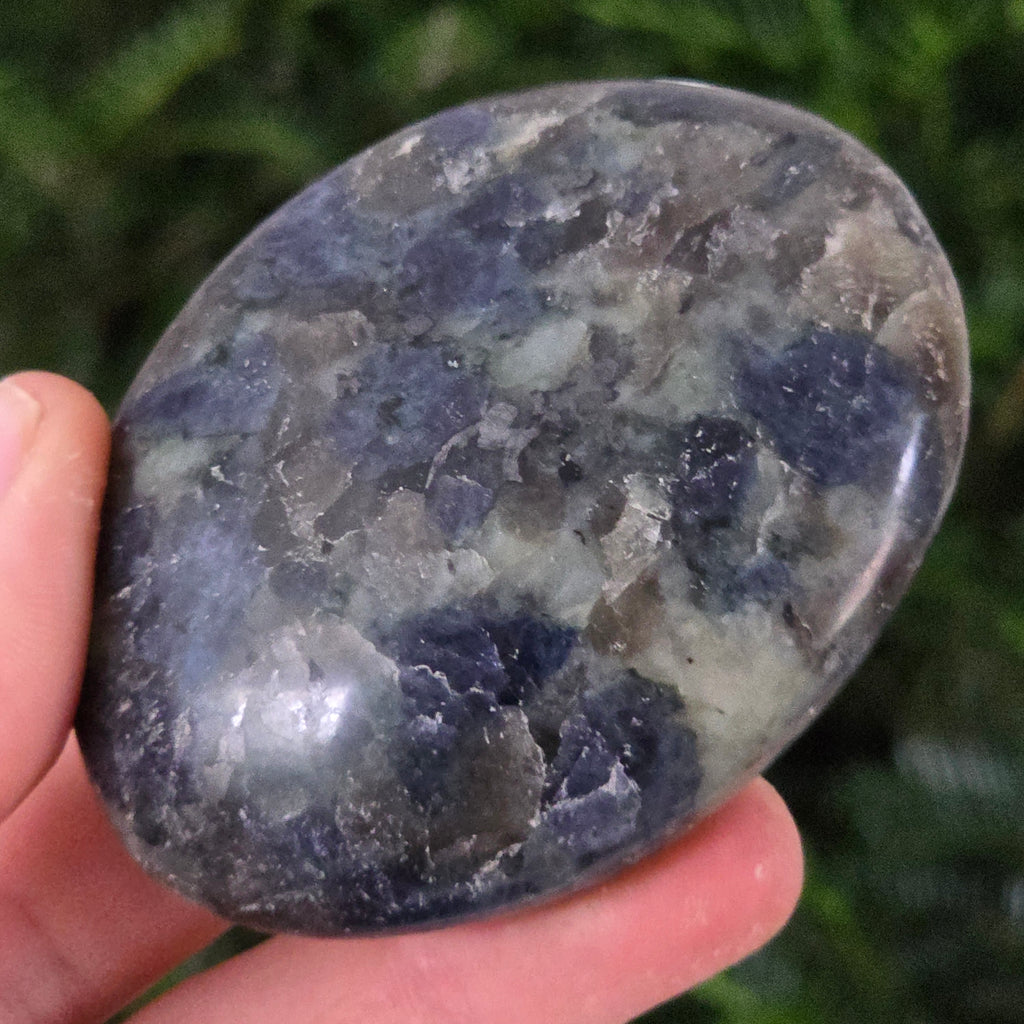 Palmstone Iolit (safir de apa) din Madagascar model 11, pietre semipretioase - druzy.ro 2 