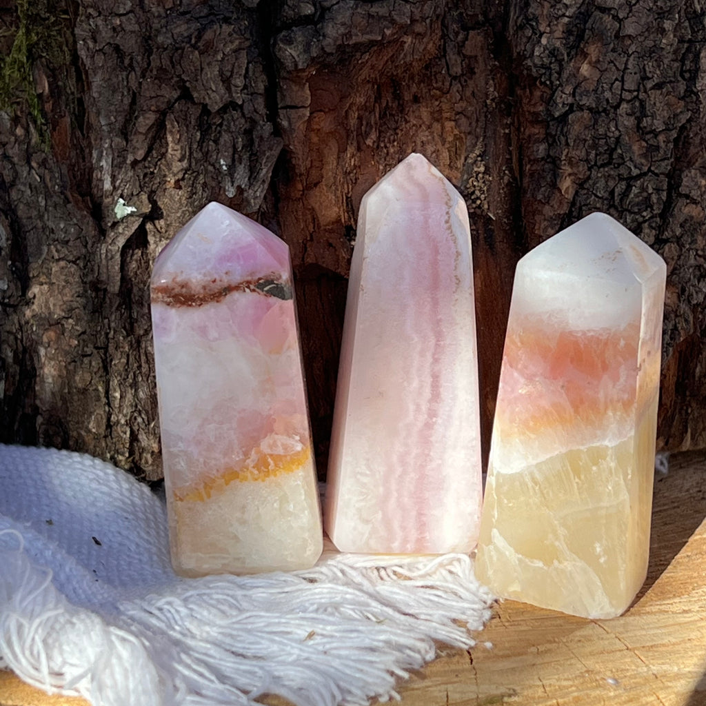 Turn/ obelisc aragonit roz mini m3, druzy.ro, cristale 2