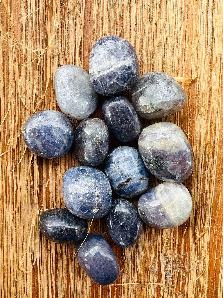 Iolit piatra rulata mini, druzy.ro, cristale 3