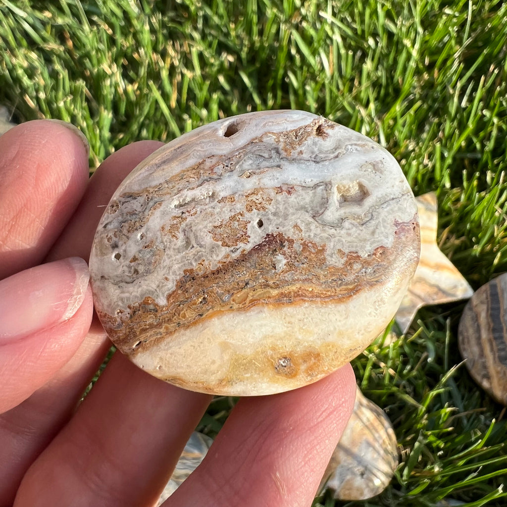 Jasp albina / bumblebee pocket stone, druzy.ro, cristale 1