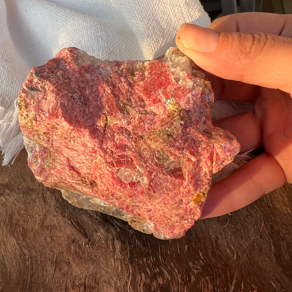 Rodonit piatra bruta m1, druzy.ro, cristale 5