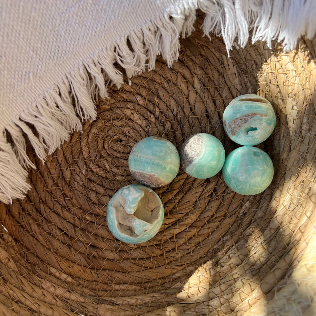 Sfera aragonit albastru m3, druzy.ro, cristale 3